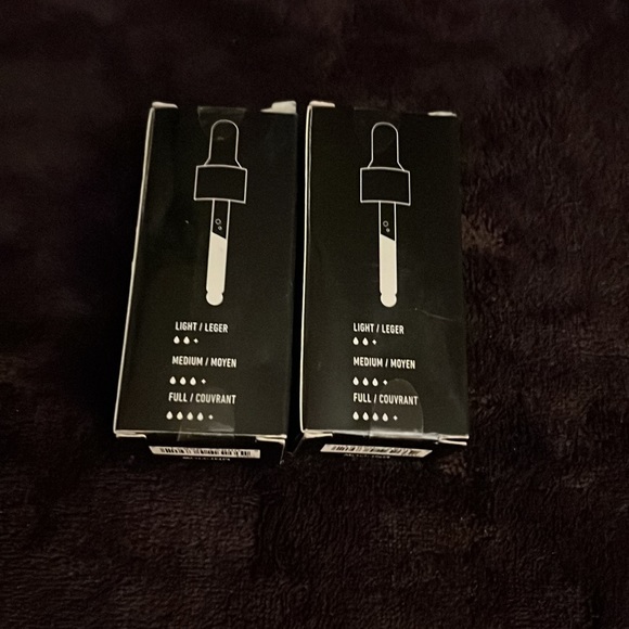 2PC/NYX Total Control Drop Foundation color 18 - Picture 3 of 3